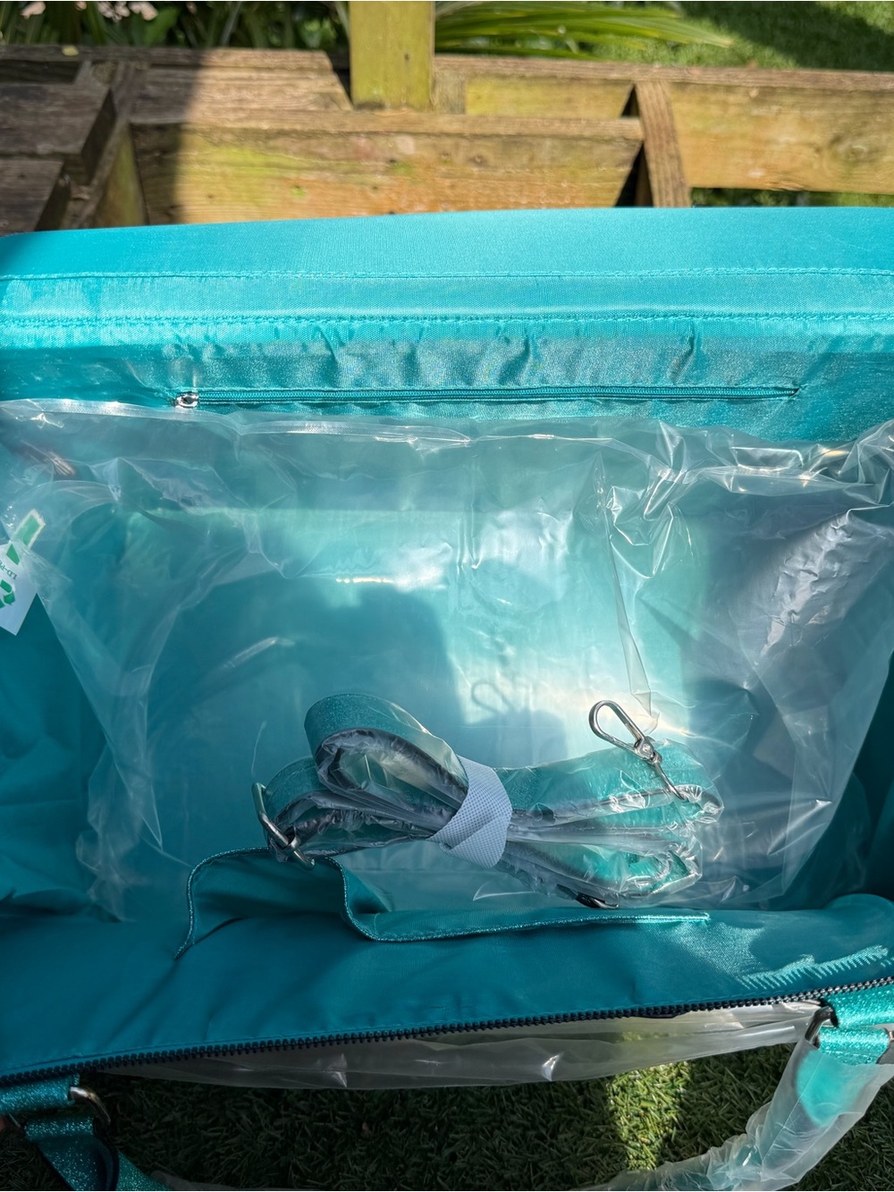 Dolls kill Scoobydoo The Mystery Machine weekender bag - Picture 4 of 8